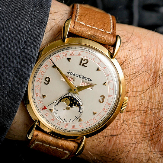 Jaeger LeCoultre Triple Date Phase de Lune 36 mm or jaune 18k -1983-