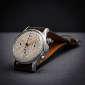 Universal Genève  Chronographe Compax -1952-  Réf. 22278  Cal. 281  -1952-