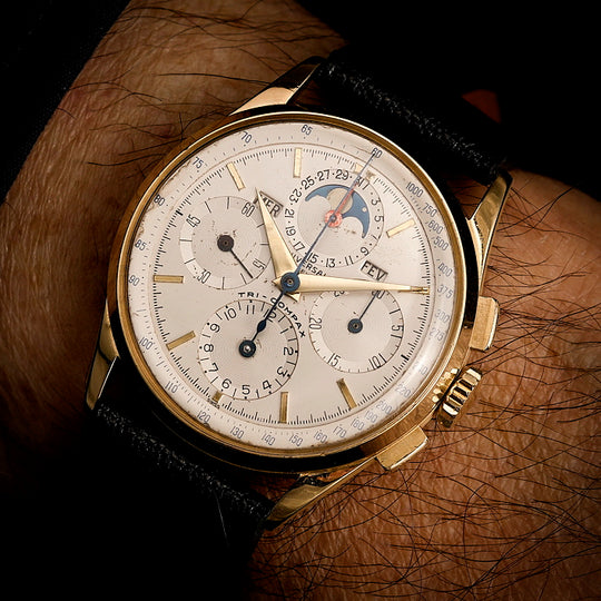 Universal Genève Chronographe Tri - Compax calendrier complet phases de lune or jaune 18kts -1957- Réf.12295  Cal.481 -1957-