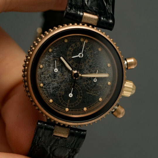 Gerald Genta Chronographe Gefica Safari Bronze -1990- Réf.G 3080 7 Cal.Lemania 1883 -1985-