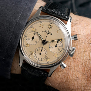 Minerva Chronographe Military  Réf. 695923  Cal. Valjoux 72  -1955-