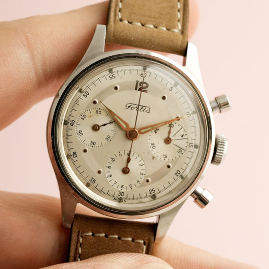 Fortis Chronographe "Clamshell Case" 37 mm -1955- Réf. EZ 2-3 Cal.Valjoux 72  -1955-
