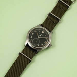 Eterna  Military Dirty Dozen WW2 British Army issued  -1945- Réf.P. 2605 Cal. 520H -1945-