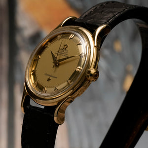 Omega Constellation de Luxe Pie Pan  Automatique or jaune 18kts -1952-  Réf. 2699  Cal. 354  -1952- (Copie)