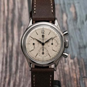 Universal Genève Chronographe Compax Acier inoxydable -1952- Réf.22295 4 Cal.281   -1952-