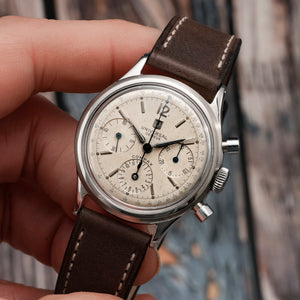 Universal Genève Chronographe Compax Acier inoxydable -1952- Réf.22295 4 Cal.281   -1952-