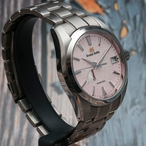 Grand Seiko Heritage "Pink Snowflake" 20e anniversaire Édition Limitée 1500 pcs -2024- Réf.SBGA497 Cal.Spring Drive 9R -2024-