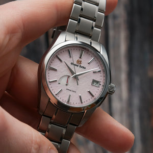 Grand Seiko Heritage "Pink Snowflake" 20e anniversaire Édition Limitée 1500 pcs -2024- Réf.SBGA497 Cal.Spring Drive 9R -2024-