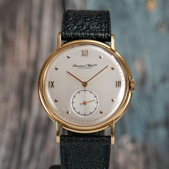 IWC Classique Or Jaune 18kts -1945- Réf.NA Cal.83 -1945-