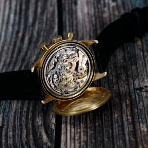 Omega  Chronographe Seamaster Cal.321 or jaune 18kts -1965- Réf.105004 Cal.321 -1965-