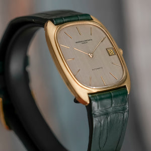 Vacheron Constantin Ellipse Jumbo Automatique Or Jaune 18 kts -1973- Réf.2045Q Cal.K1121  -1973-