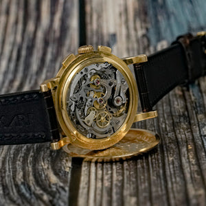 Omega Chronographe or Jaune 18kts -1947- Réf.2550 Cal.321/ lemania 27ch C12 -1947-