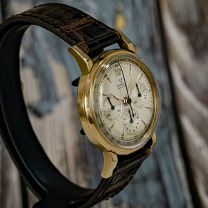 Omega Chronographe or Jaune 18kts -1947- Réf.2550 Cal.321/ lemania 27ch C12 -1947-