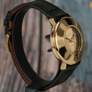 Zenith "Keyhole" Automatique or jaune 18 kts -1965- Réf.A6621 Cal.2542 PC -1962-