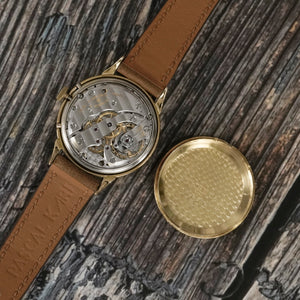 Vacheron Constantin Triple-Date or jaune 18 K -1945- Réf.4240 Cal.V455 - 1942-