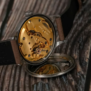 Jaeger LeCoultre Calatrava type militaire acier inoxydable -1946- Réf.NA Cal.469/A -1946-