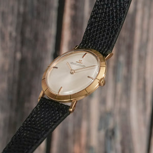 Jaeger LeCoultre Calatrava or jaune 18k Réf.9000 Cal.K818 -1960-