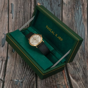 Jaeger LeCoultre Calatrava or jaune 18k Réf.9000 Cal.K818 -1960-