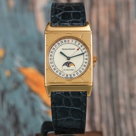 Jaeger LeCoultre Pointer Date Phases de Lune Or jaune 18K -1990- Réf.400.7.20 Cal.Jaeger-LeCoultre 620 -1990-