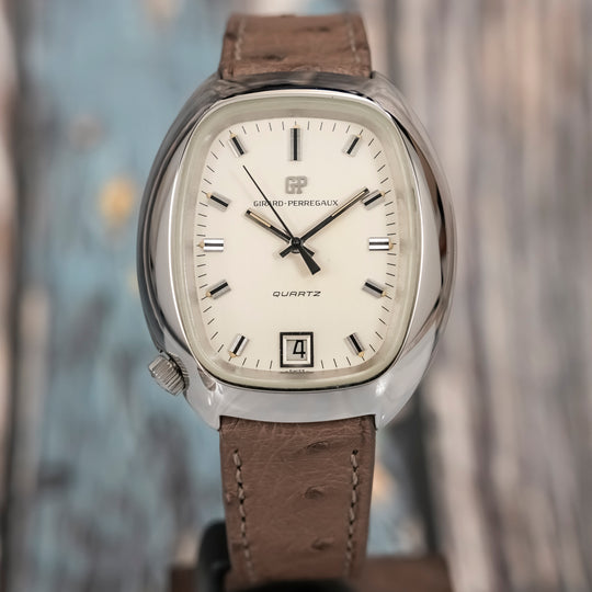 Girard Perregaux Tonneau Électronique Acier inoxydable -1970-  Réf.9667 KA Cal.GP 352 -1970-