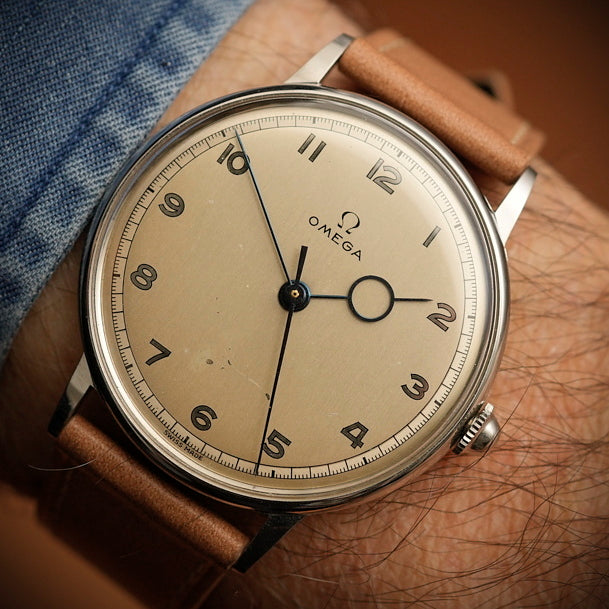 Omega jumbo acier inoxydable Ref 2325 5 Cal. 30T2 SC 1945