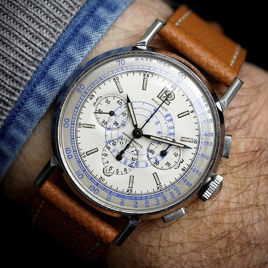Movado Chronographe Télémètre "Snail Dial" Réf. 19024 Cal. M95  -1947-